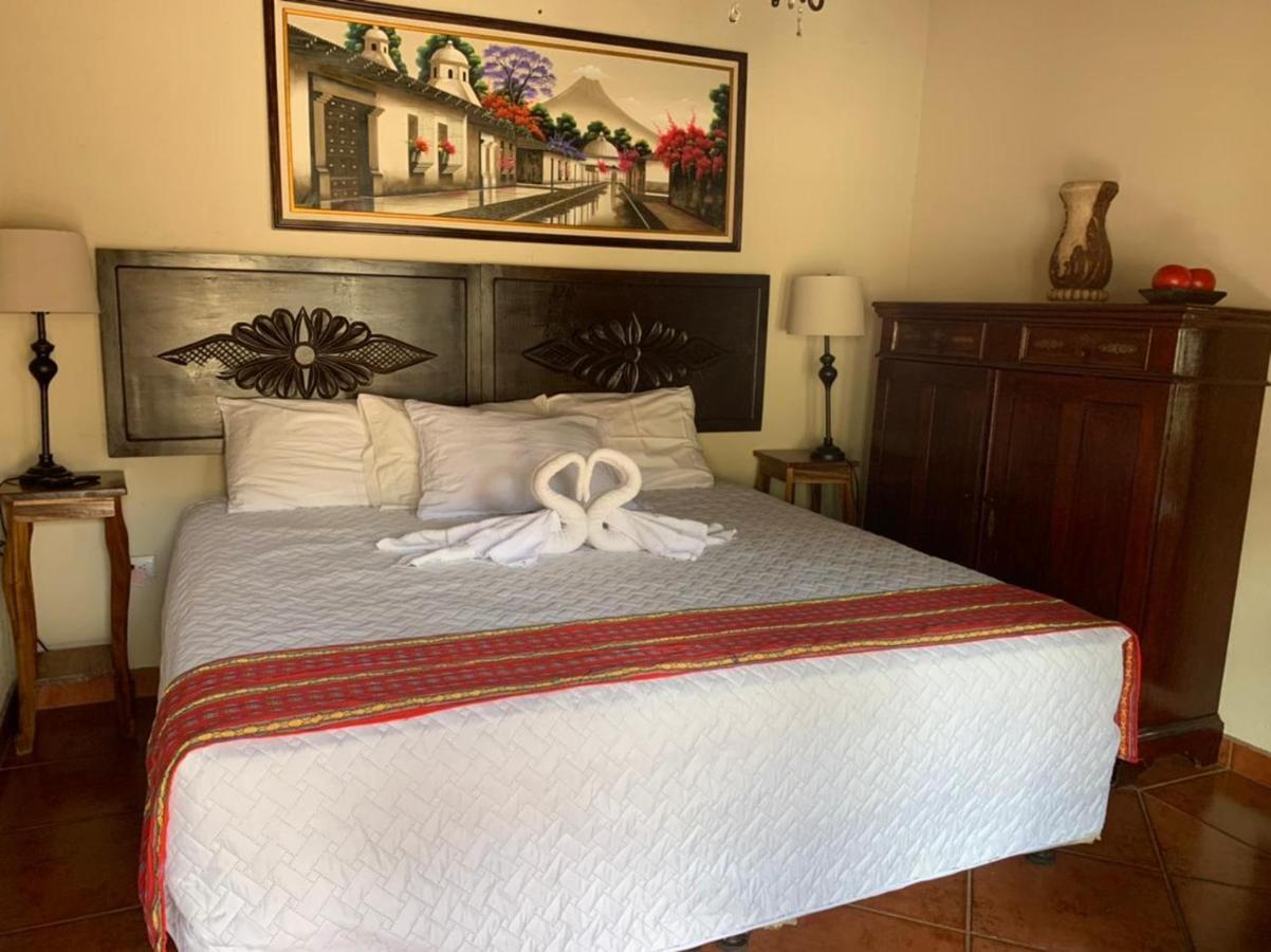 Mansion Del Rey Hotel